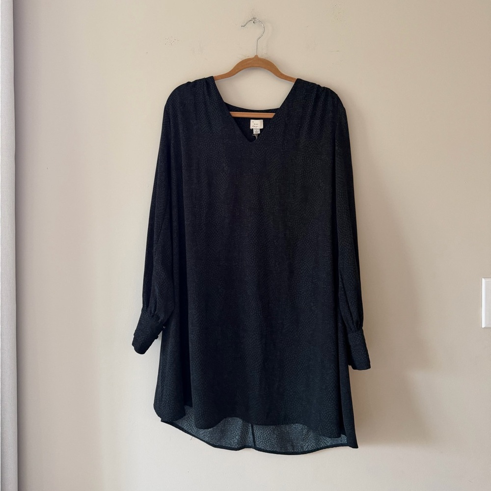 a new day Black and Green V-Neck Long Sleeve Tunic Mini Dress Size Large